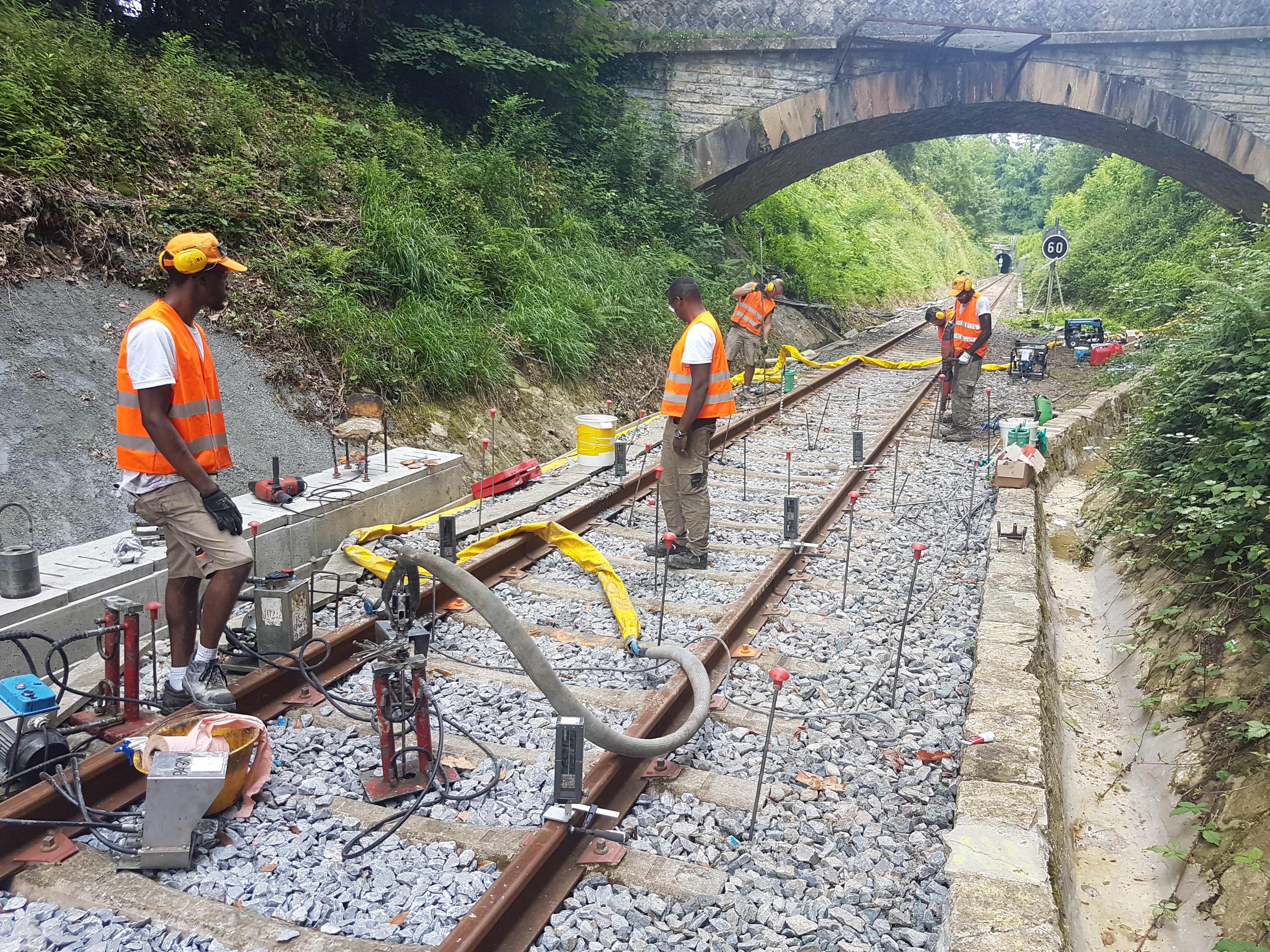 Injection sous voie SNCF Injection sous voie SNCF