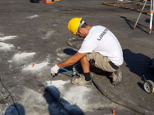 Traitement avec le procédé Water Barrier by URETEK Traitement avec le procédé Water Barrier by URETEK